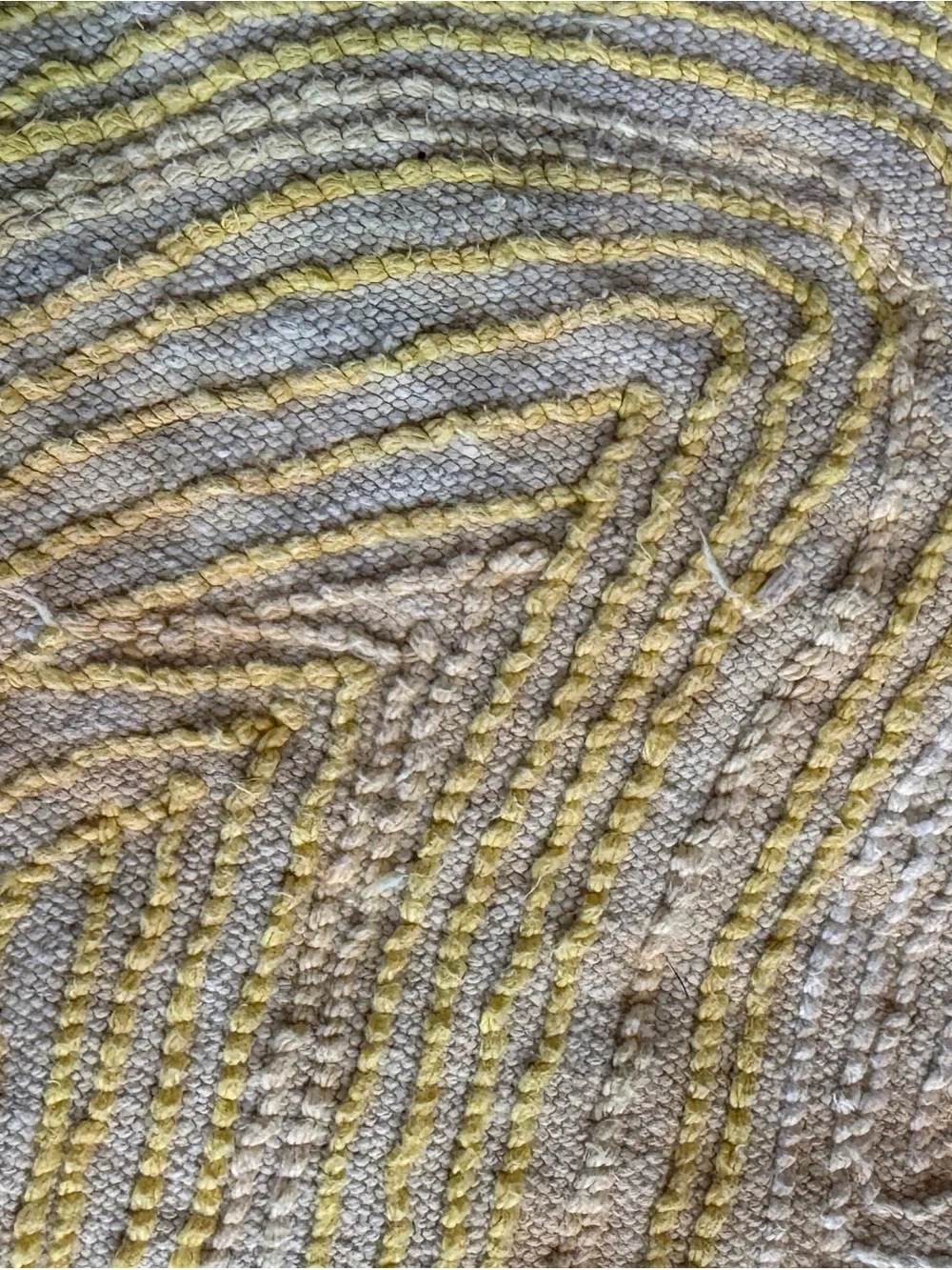VTG Y2K Round Yellow Duck Tufted Chenille Pom-Pom Rug